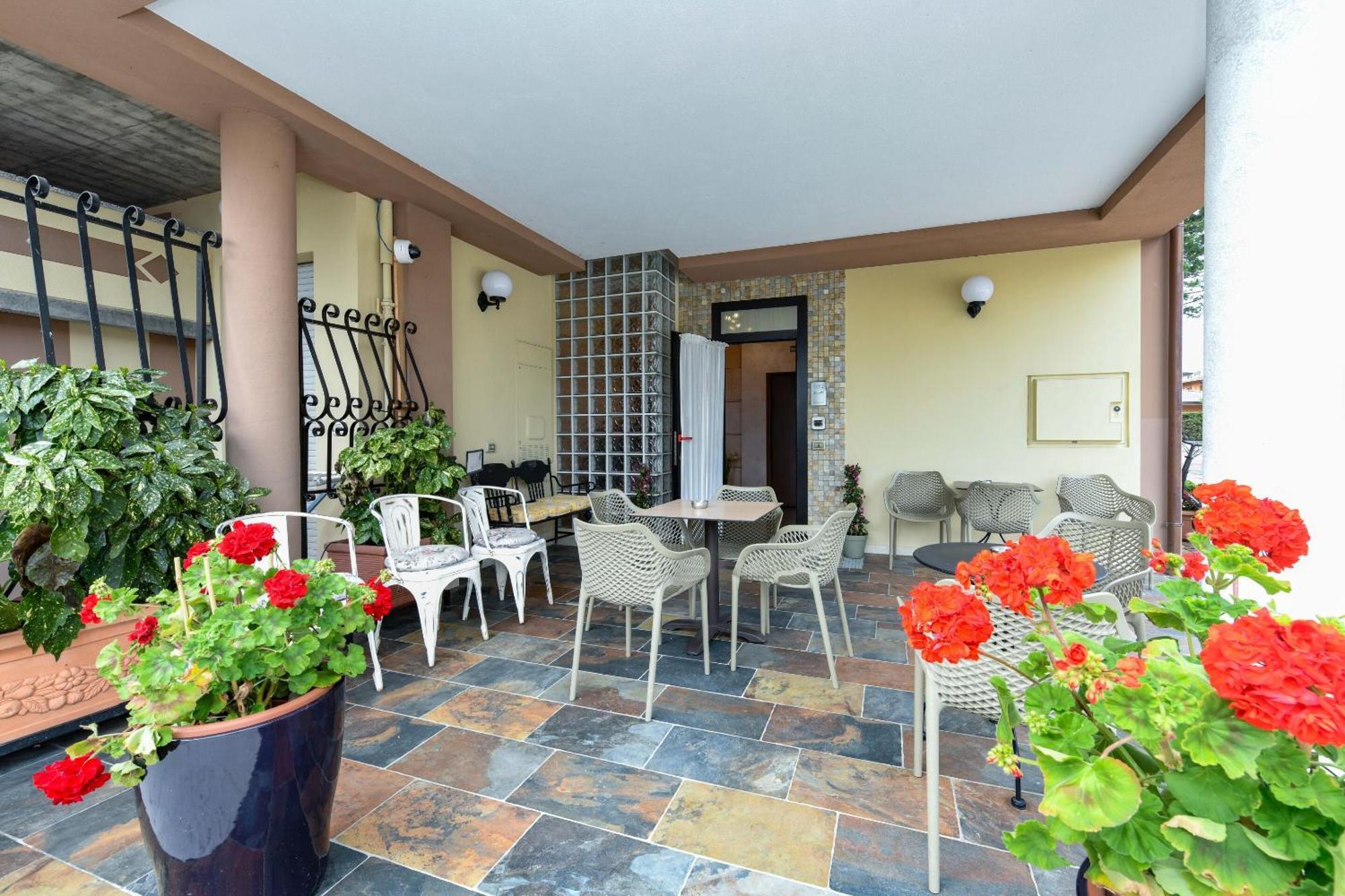 סירמיונה B&B America מראה חיצוני תמונה