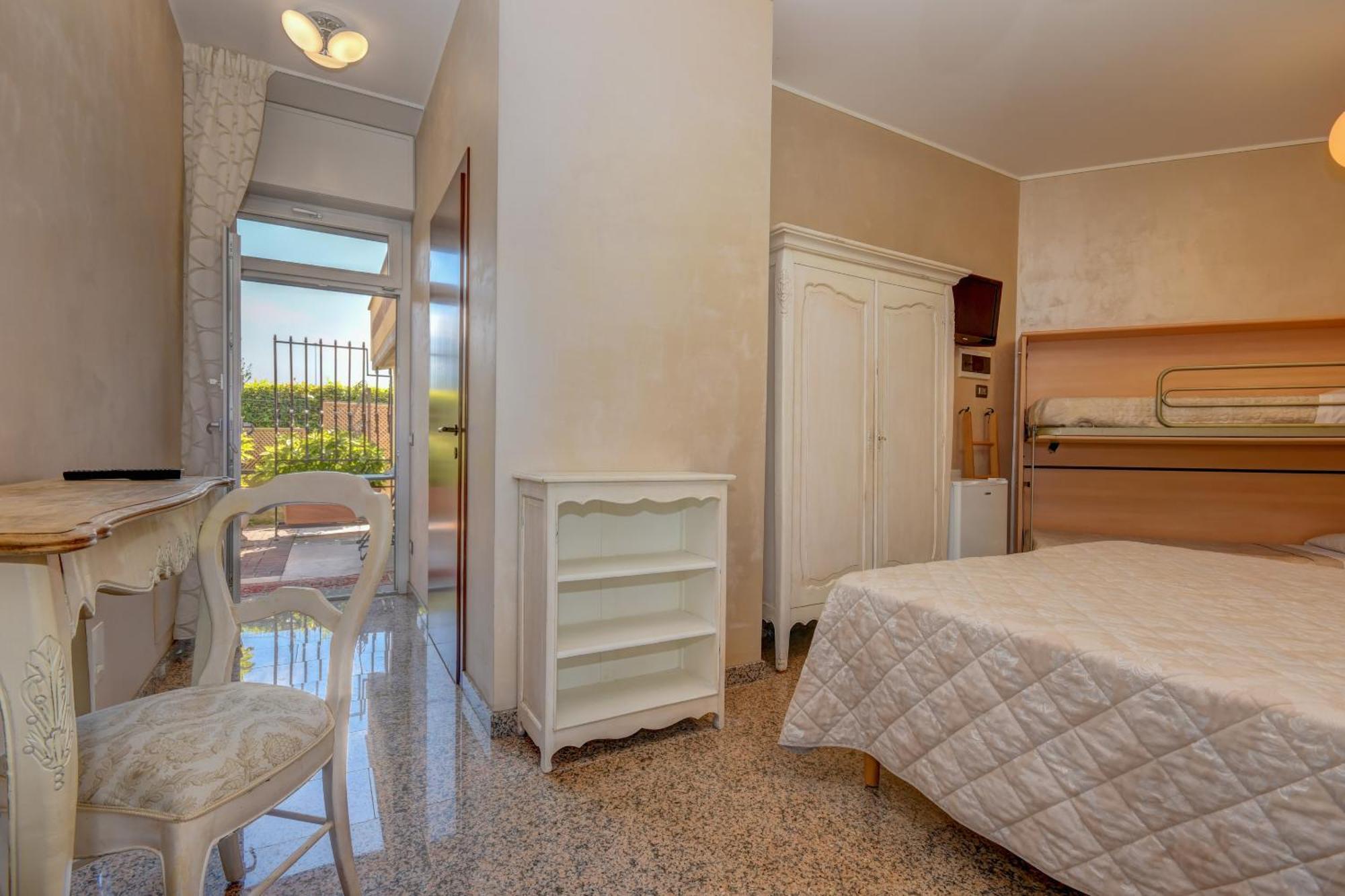 סירמיונה B&B America מראה חיצוני תמונה