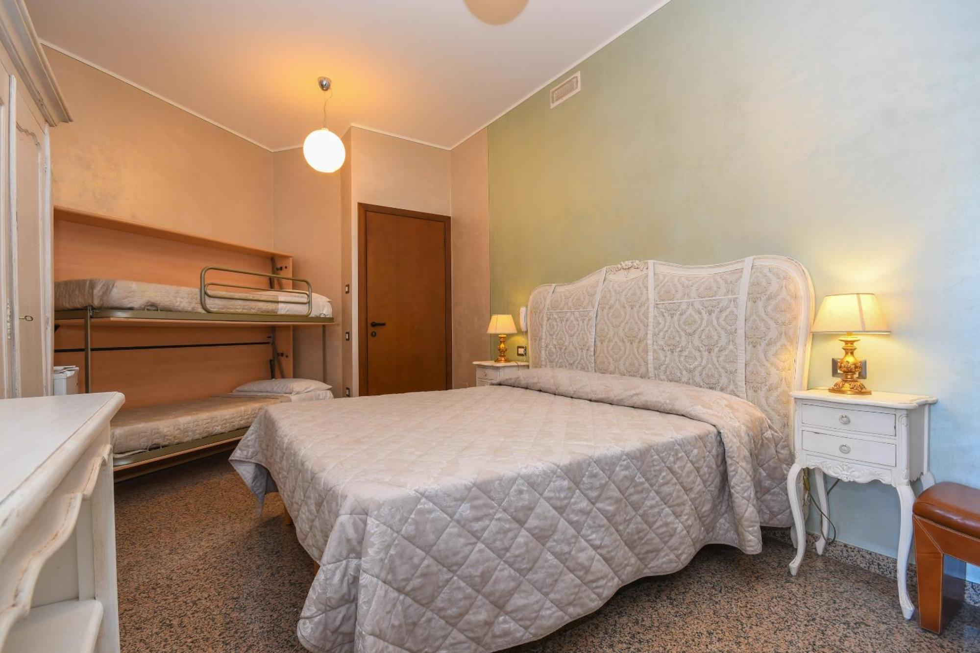 סירמיונה B&B America מראה חיצוני תמונה