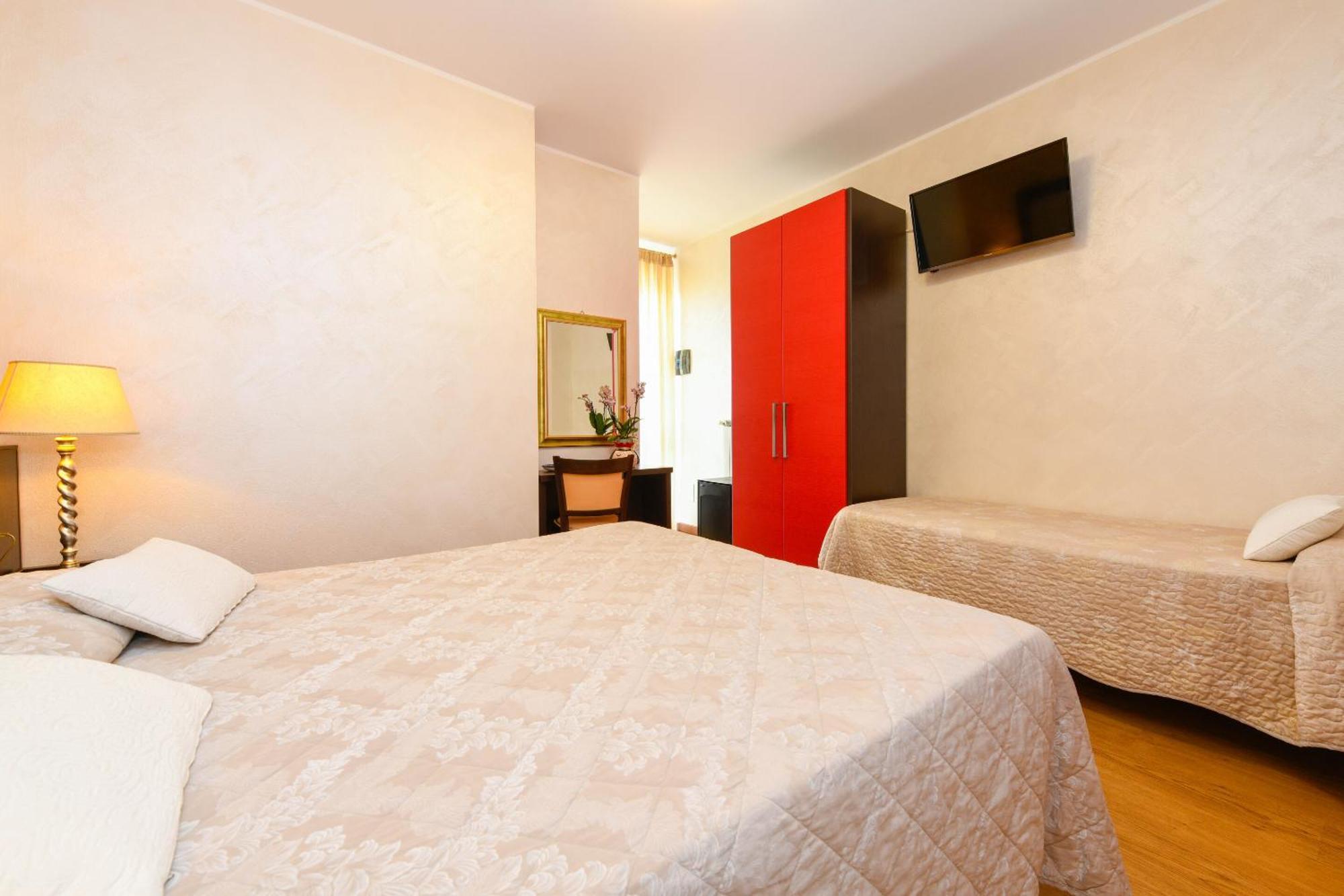 סירמיונה B&B America מראה חיצוני תמונה