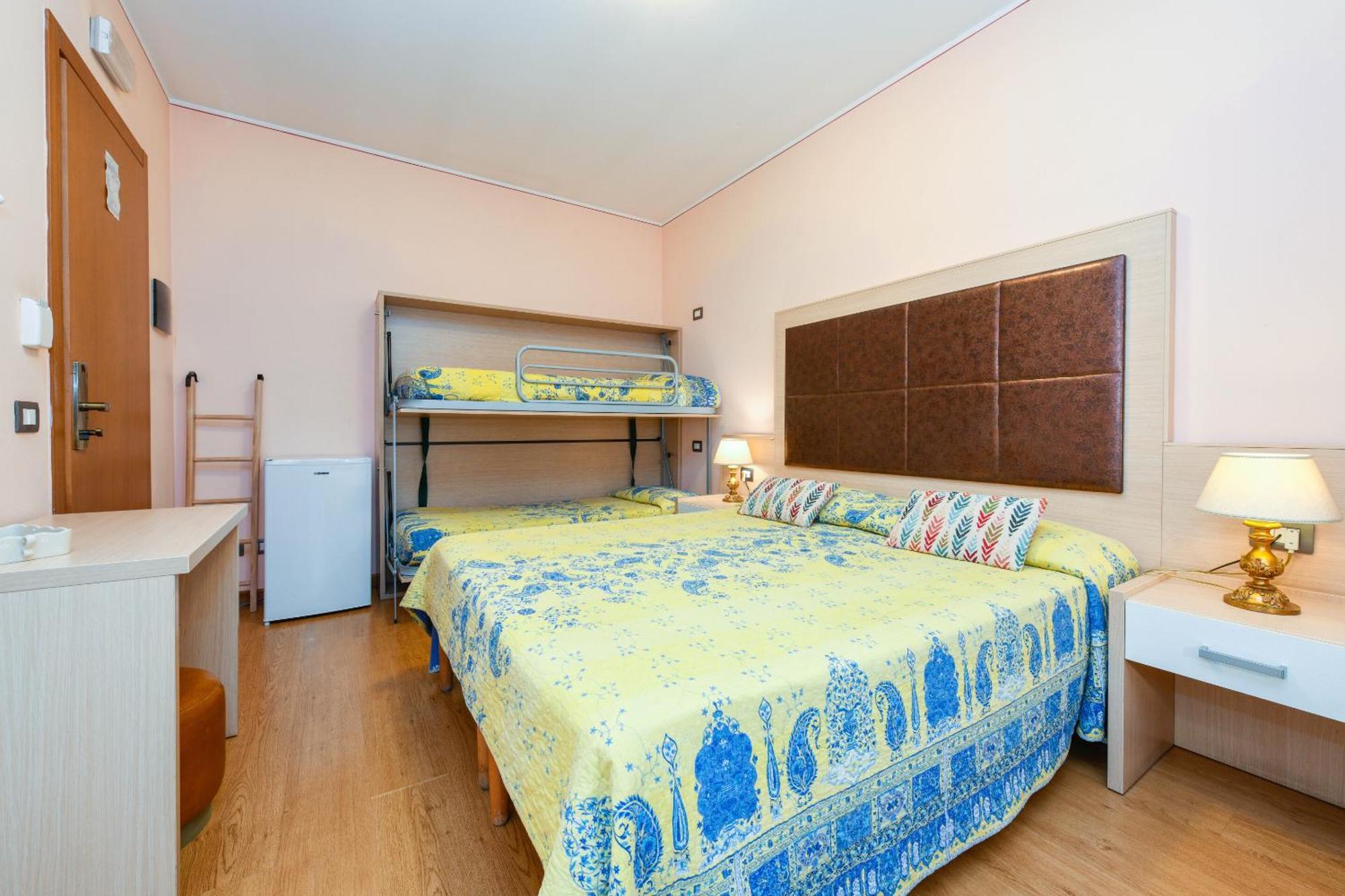 סירמיונה B&B America חדר תמונה