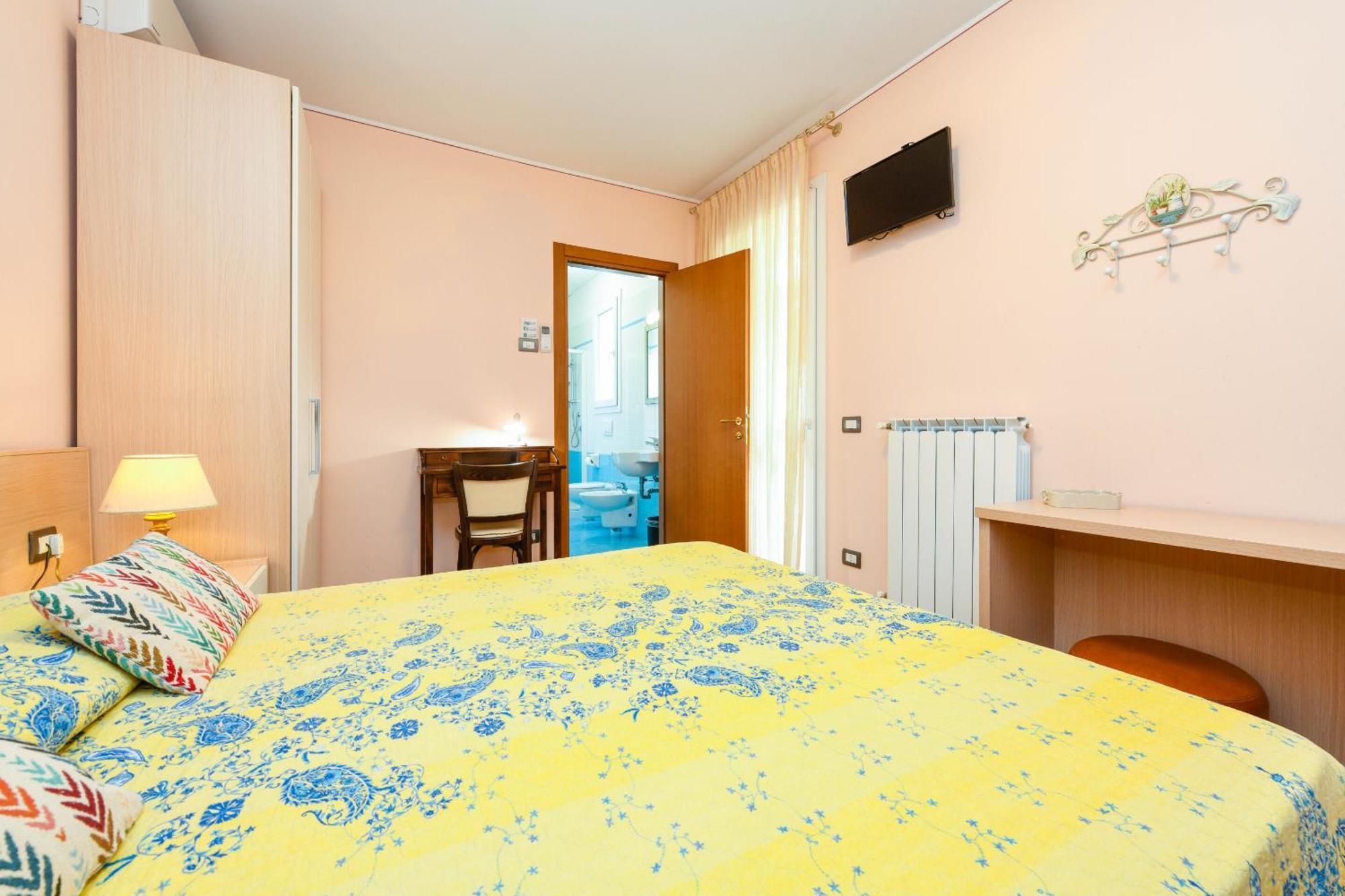 סירמיונה B&B America חדר תמונה
